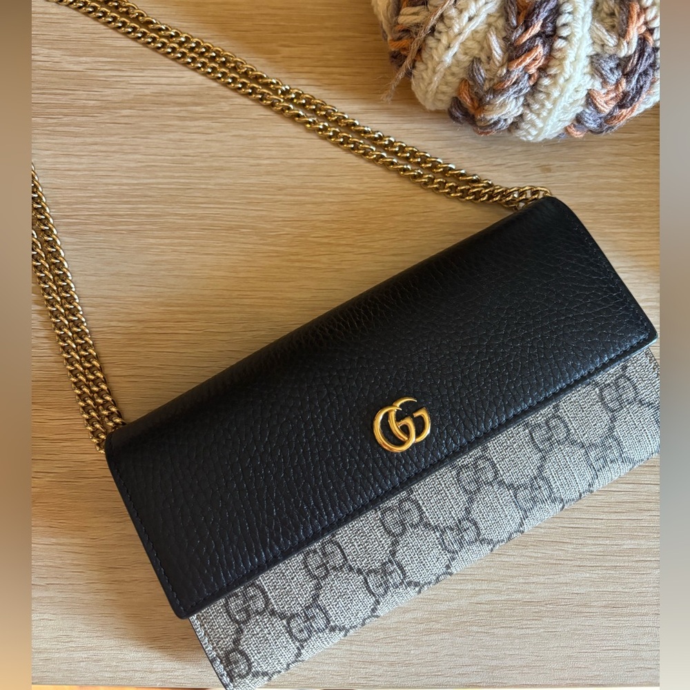 Gucci Marmont wallet on chain
